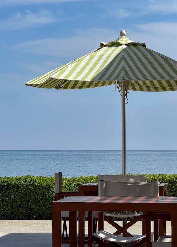 Comment choisir le meilleur parasol décentré pour votre terrasse ?